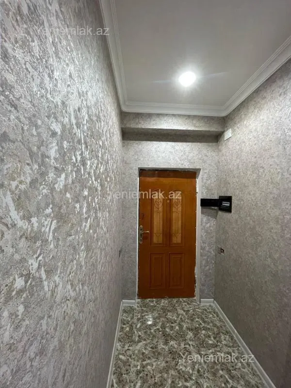 Satılır 3 otaqlı yeni tikili 74 m²