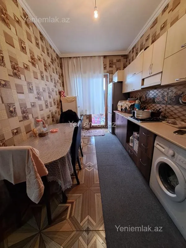 Satılır 3 otaqlı yeni tikili 82 m²