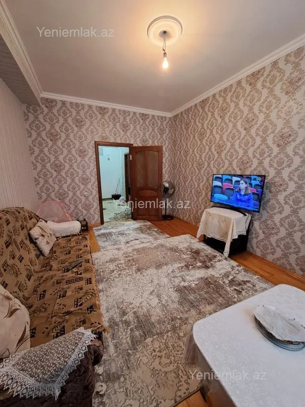 Satılır 3 otaqlı yeni tikili 82 m²