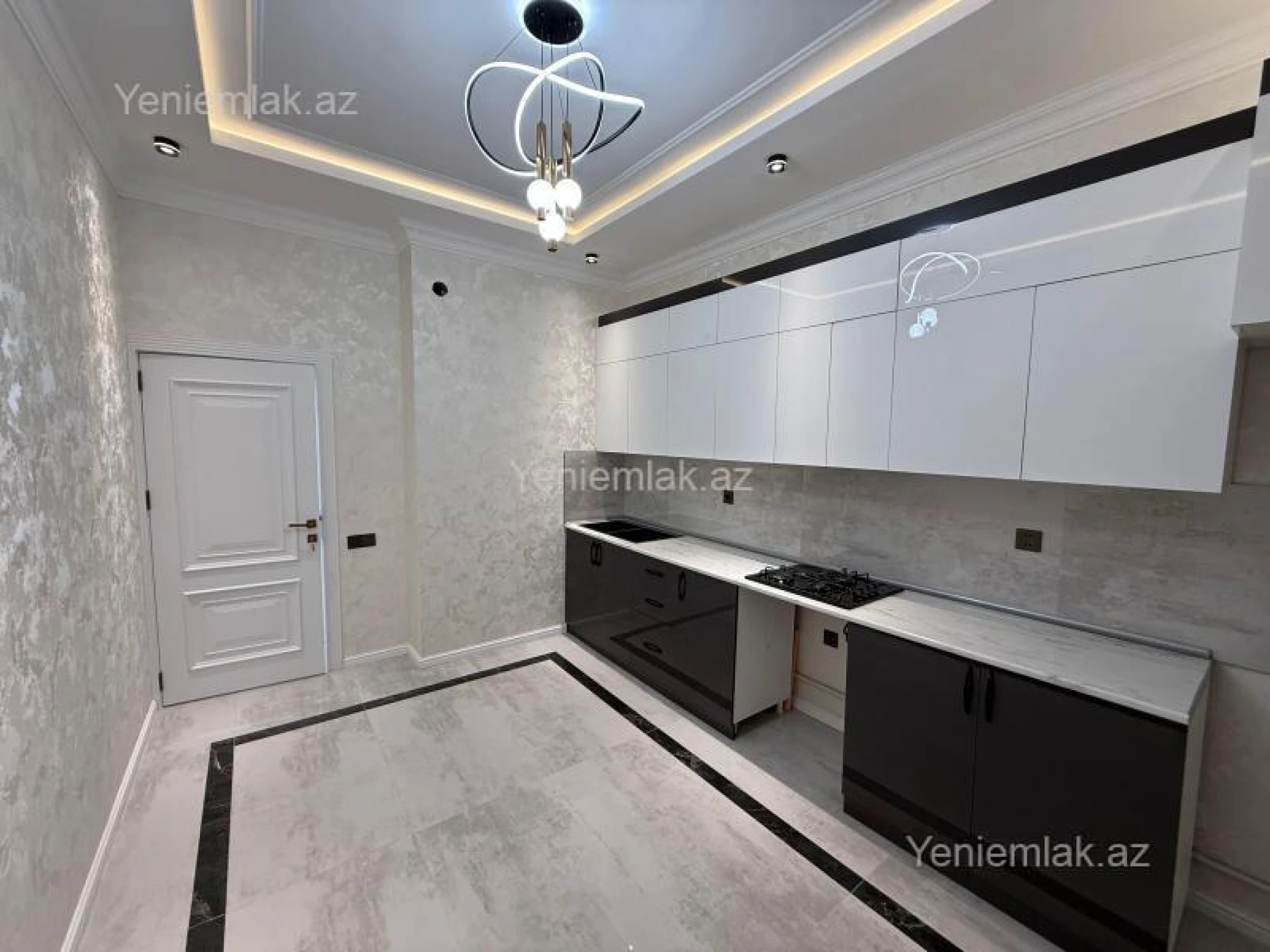 Satılır 2 otaqlı yeni tikili 70 m²
