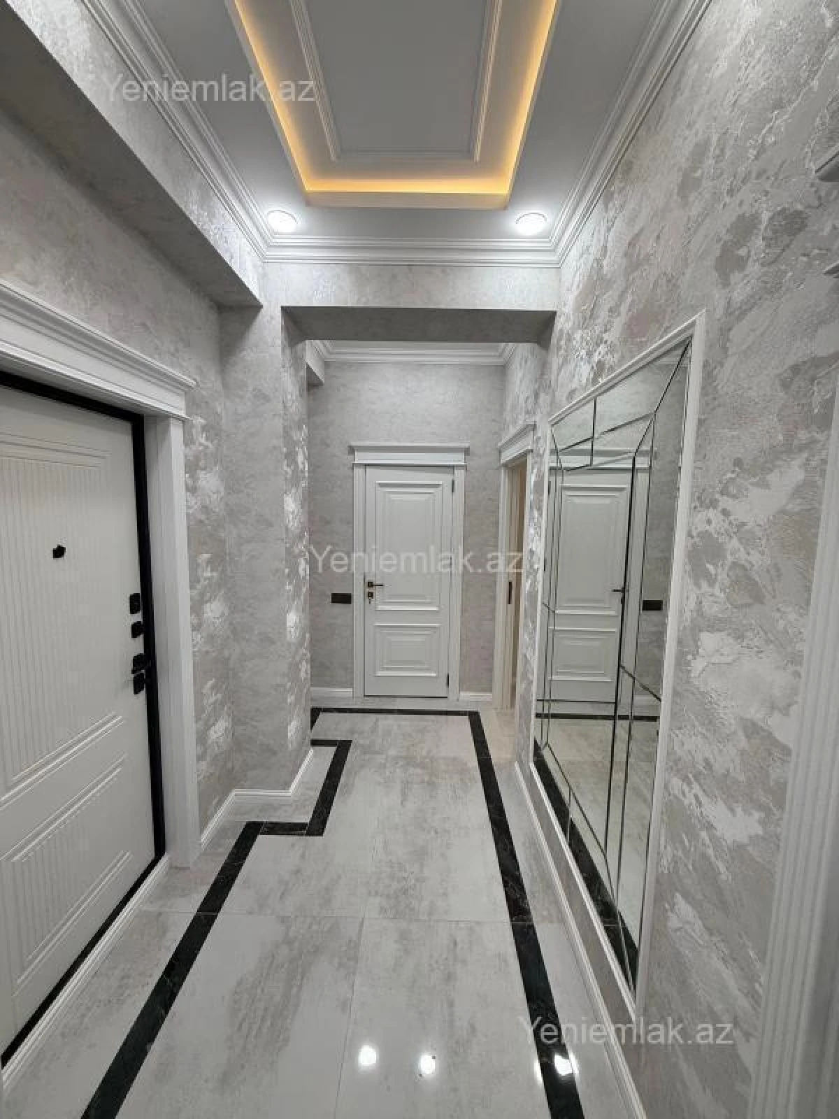 Satılır 2 otaqlı yeni tikili 70 m²