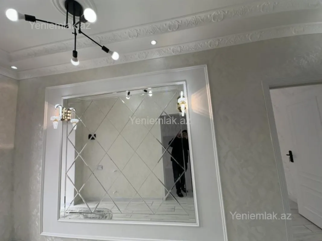 Satılır 4 otaqlı həyət evi 140 m²