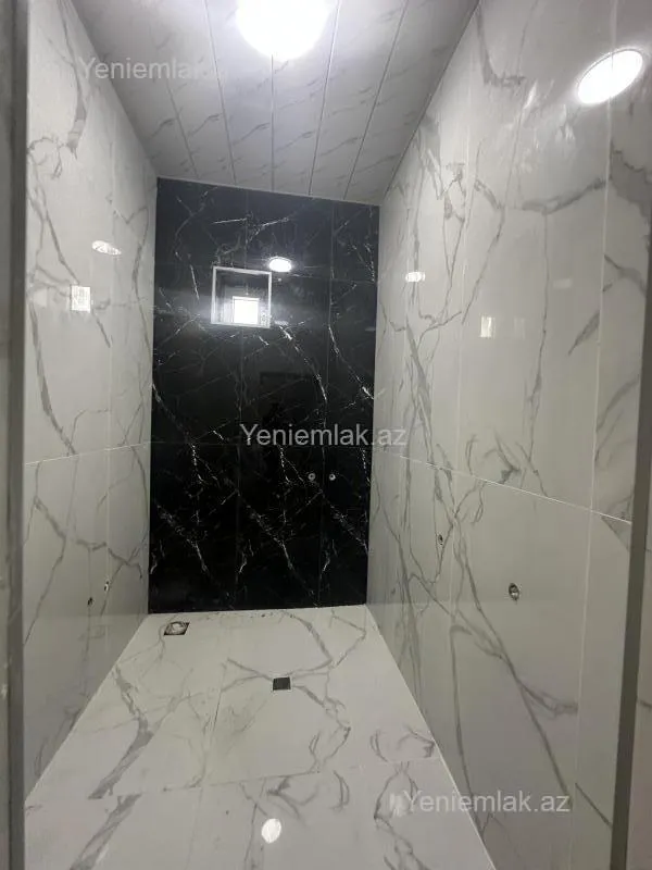 Satılır 4 otaqlı həyət evi 140 m²