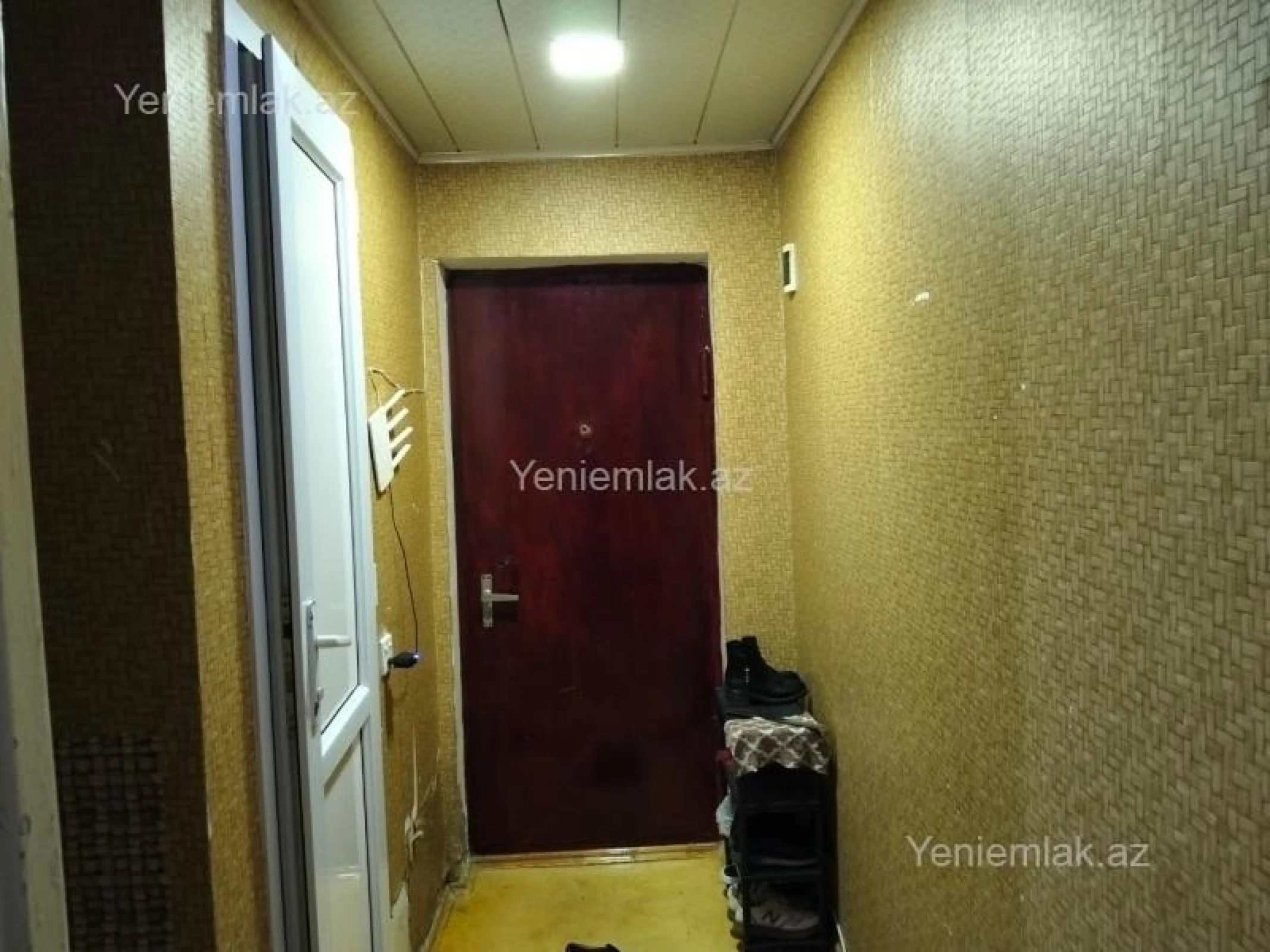 Satılır 1 otaqlı köhnə tikili 33 m²
