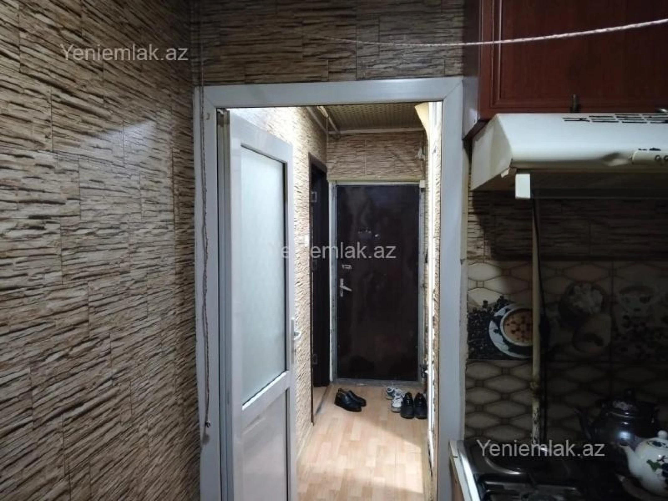 Satılır 1 otaqlı köhnə tikili 33 m²