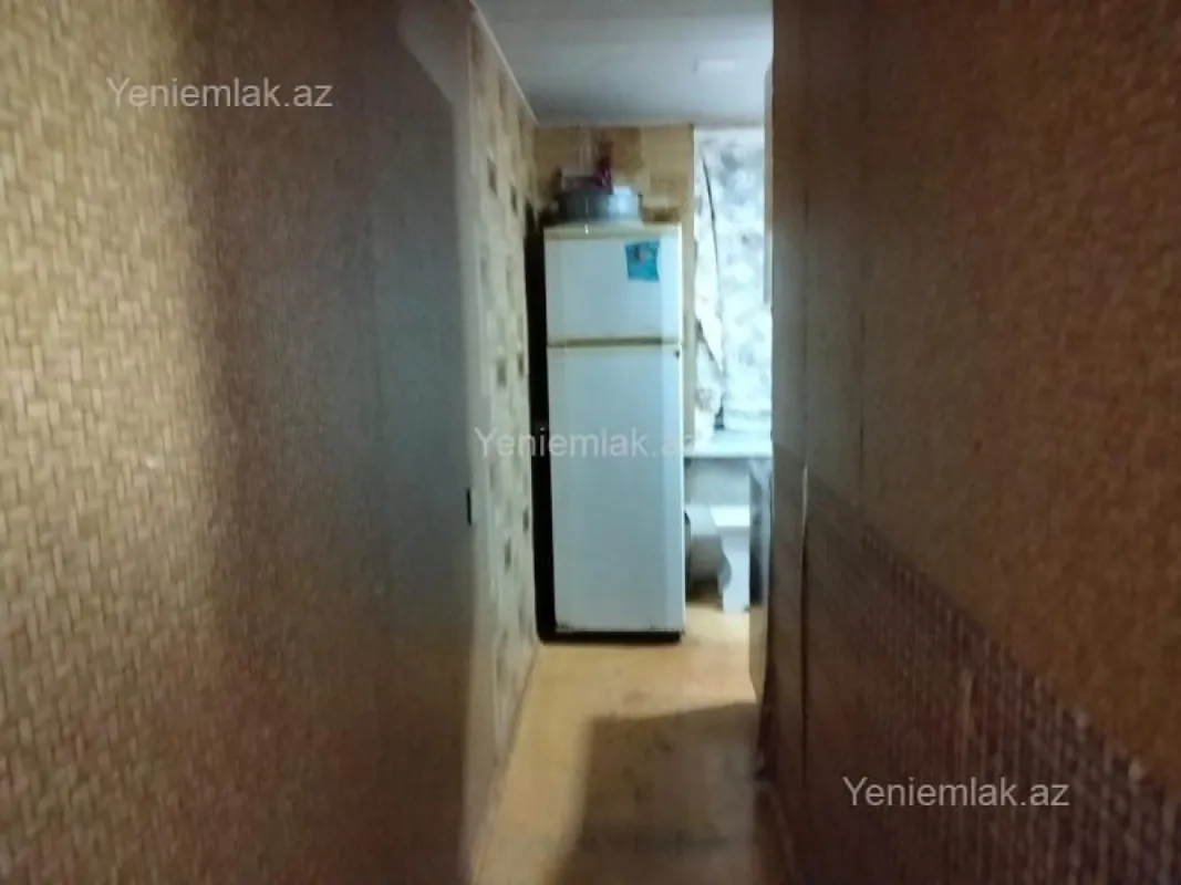 Satılır 1 otaqlı köhnə tikili 33 m²