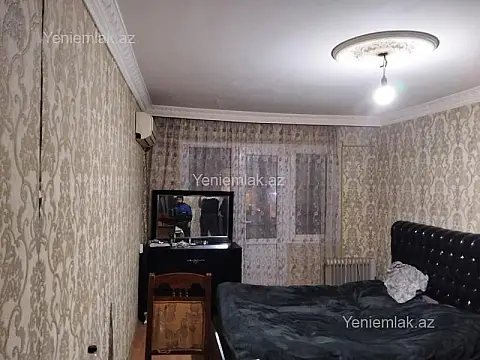 Satılır 1 otaqlı köhnə tikili 33 m² — Sumqayıt, 5-ci mikrorayon 1 otaq 33.00 m²