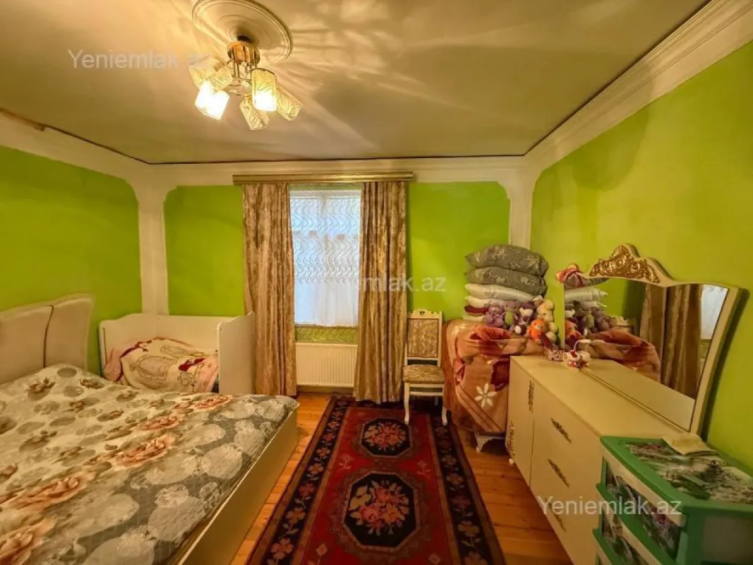 Satılır 3 otaqlı həyət evi 130 m²