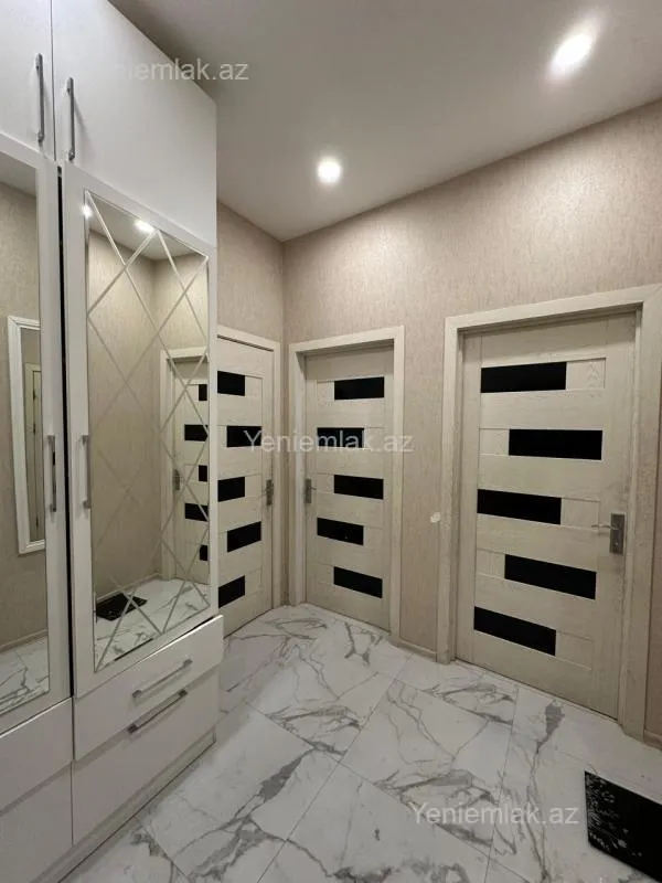 Satılır 3 otaqlı yeni tikili 65 m²