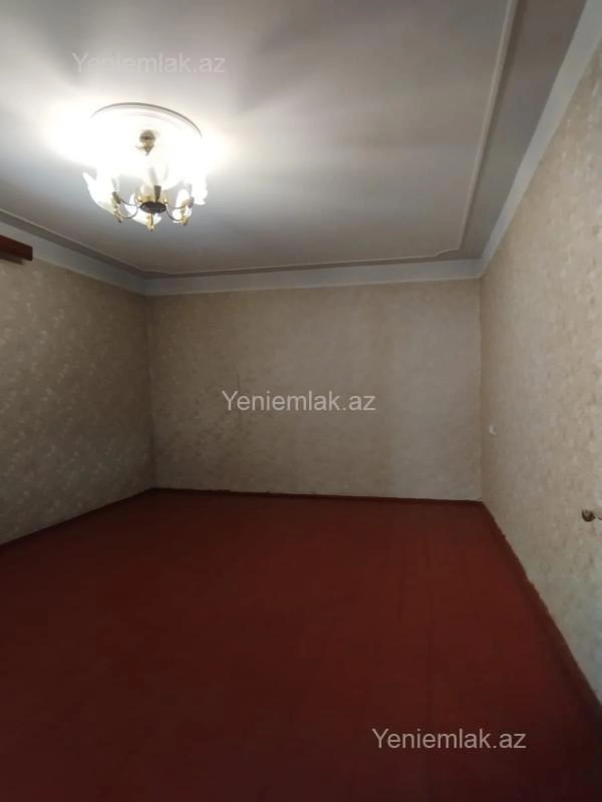 Satılır 2 otaqlı köhnə tikili 55 m²