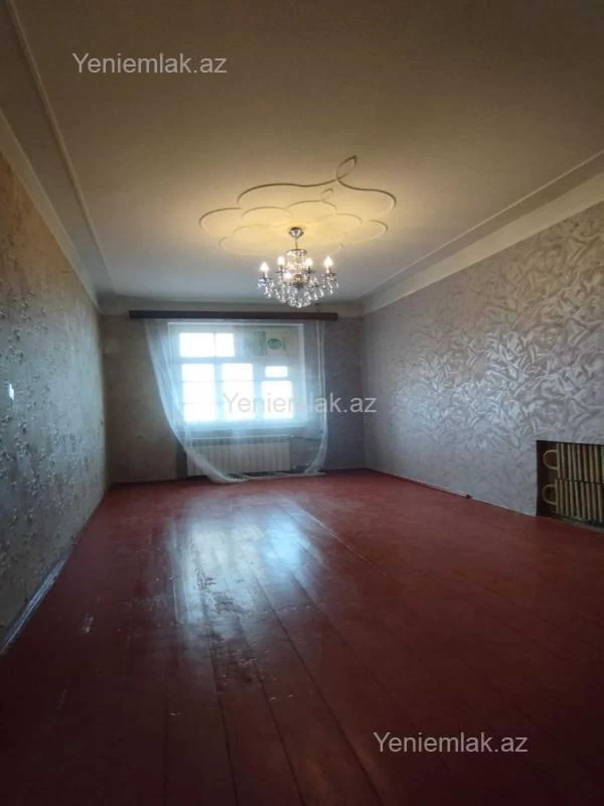 Satılır 2 otaqlı köhnə tikili 55 m²