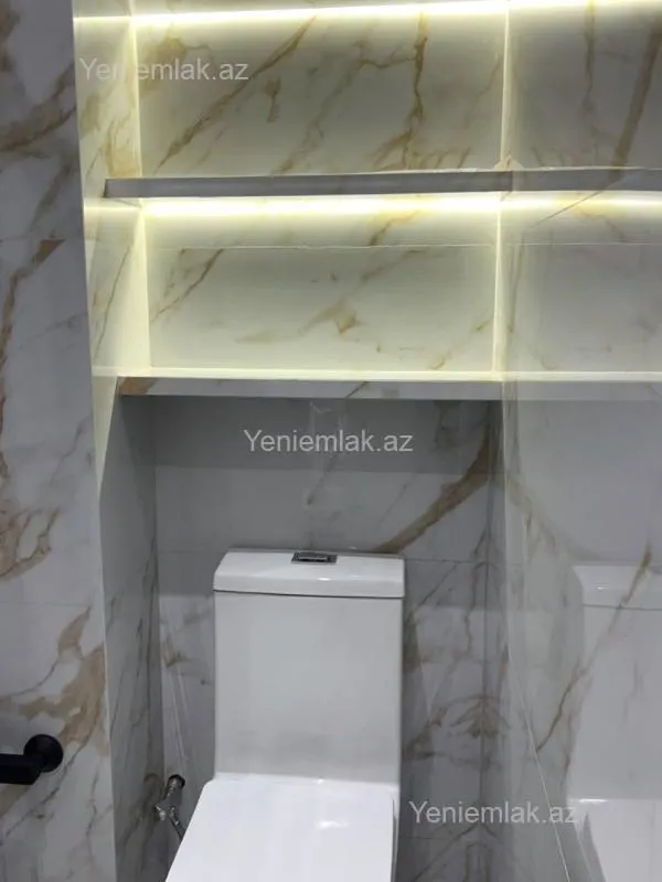 Satılır 3 otaqlı köhnə tikili 105 m²