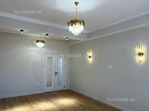 Satılır 3 otaqlı köhnə tikili 105 m²