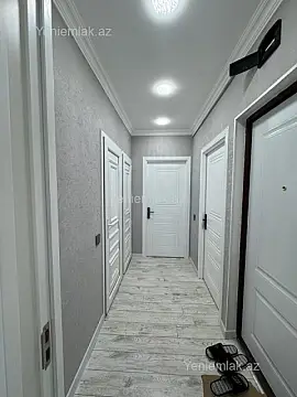 Satılır 2 otaqlı köhnə tikili 65 m²