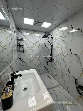 Satılır 2 otaqlı köhnə tikili 65 m²
