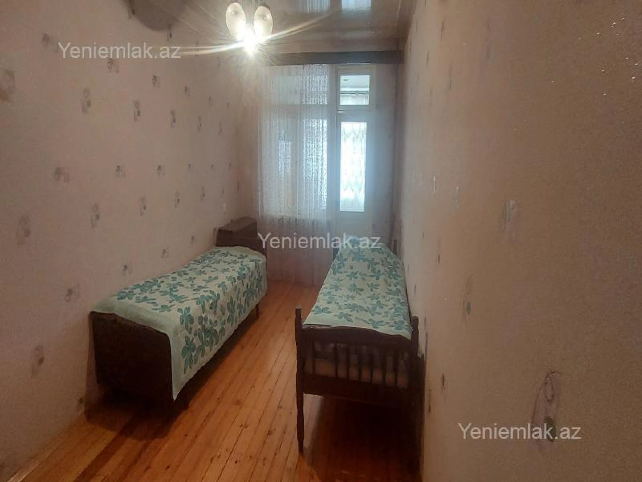 Satılır 5 otaqlı köhnə tikili 120 m²