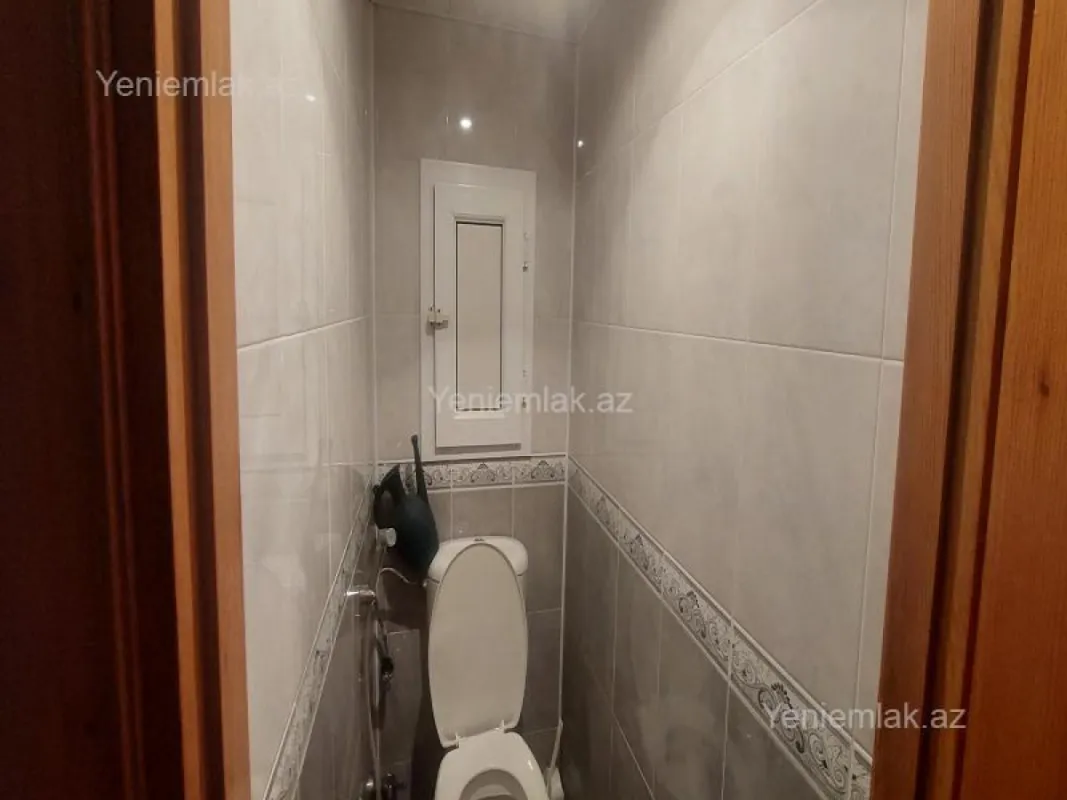 Satılır 5 otaqlı köhnə tikili 120 m²