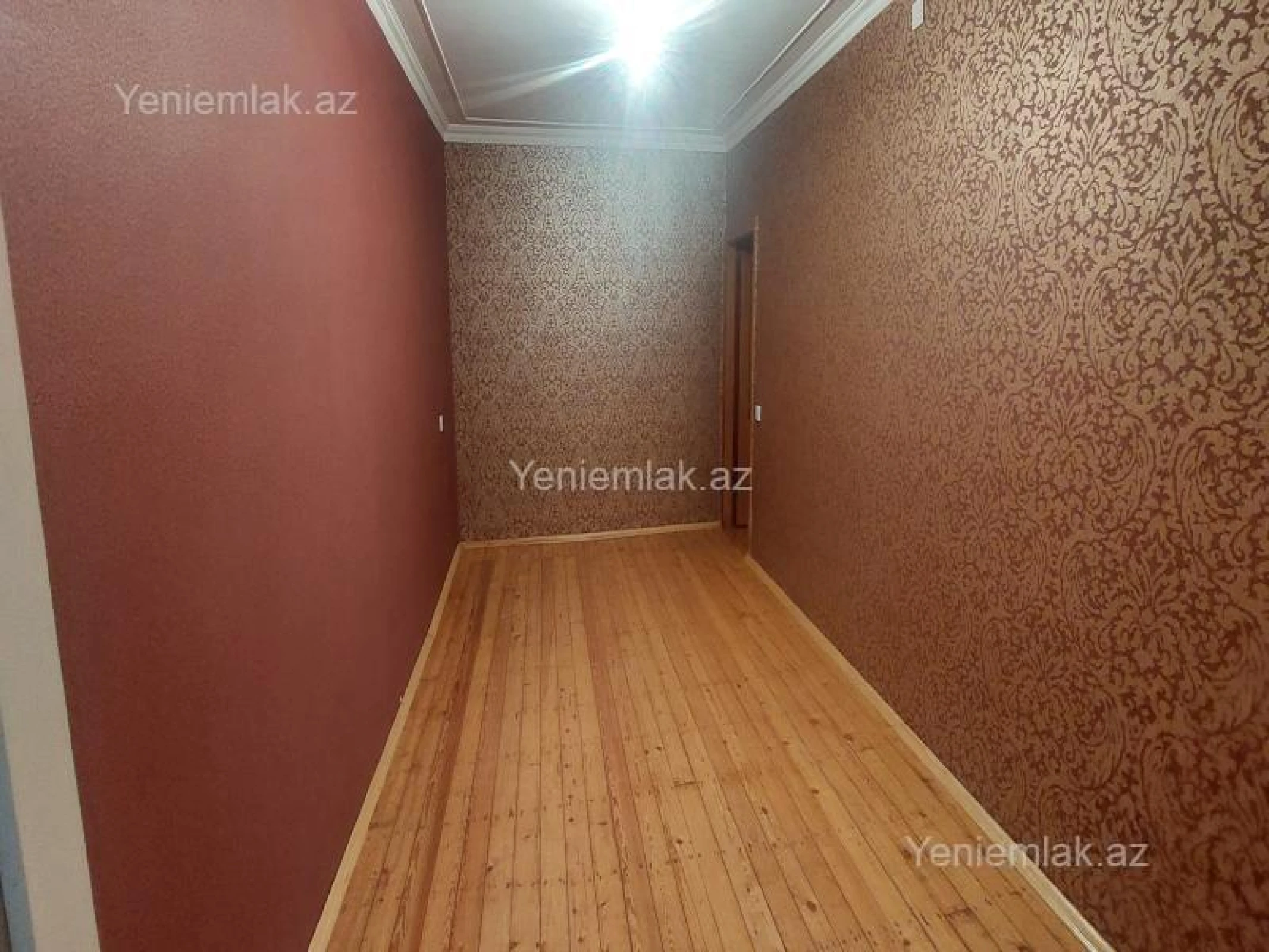 Satılır 5 otaqlı köhnə tikili 120 m²