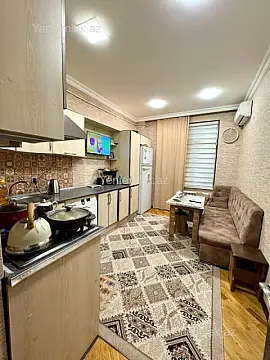 Satılır 2 otaqlı yeni tikili 76 m²