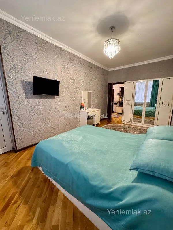 Satılır 2 otaqlı yeni tikili 76 m²