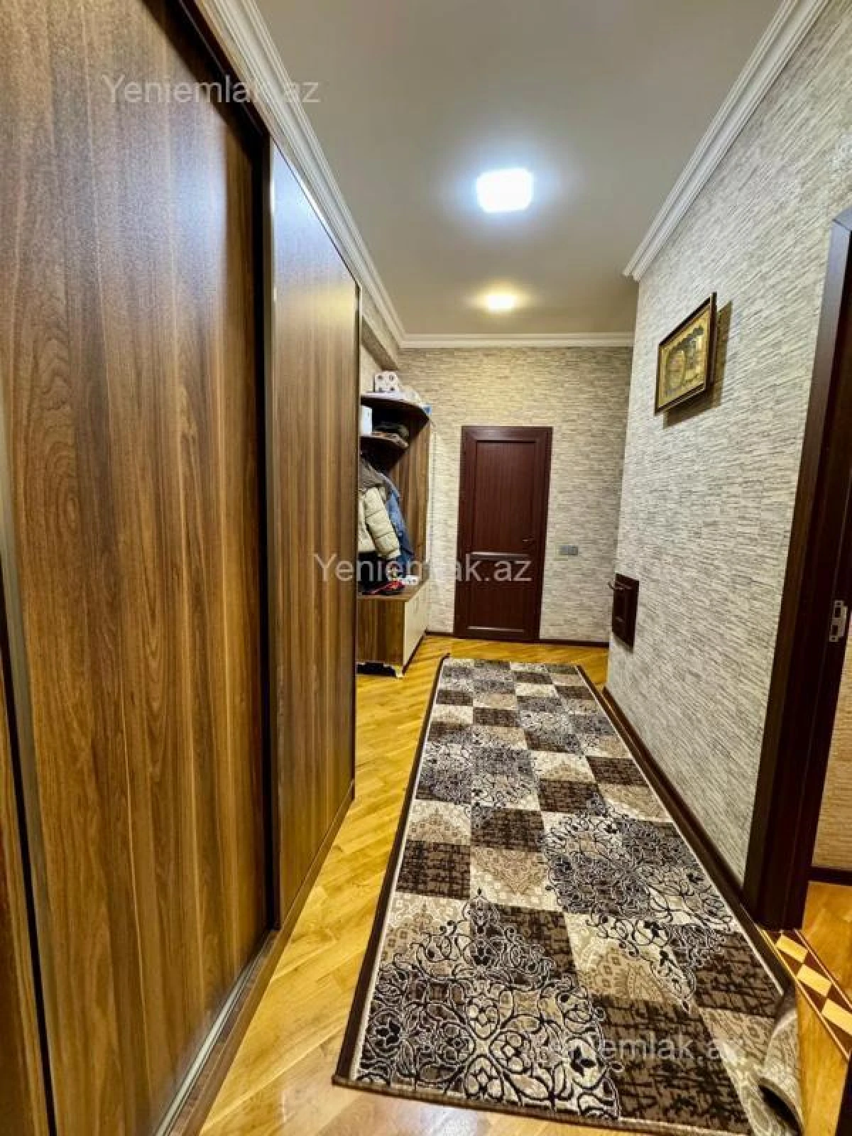 Satılır 2 otaqlı yeni tikili 76 m²