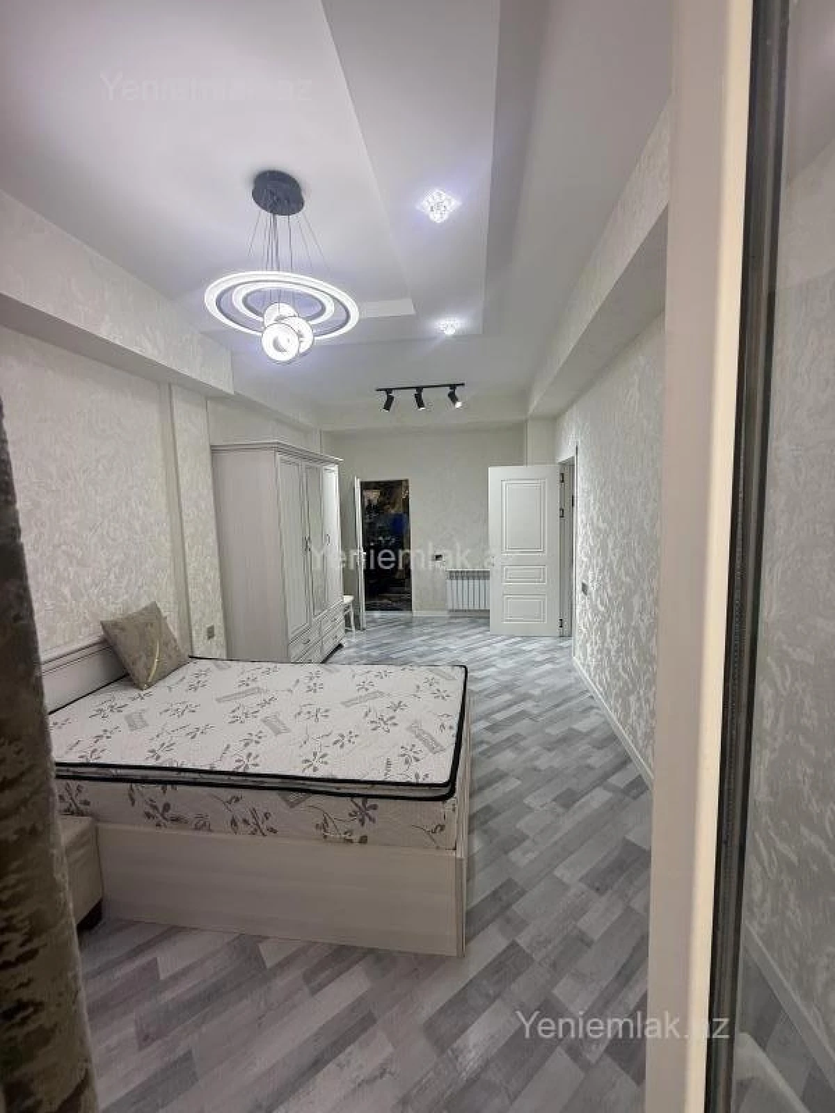Satılır 4 otaqlı yeni tikili 165 m²