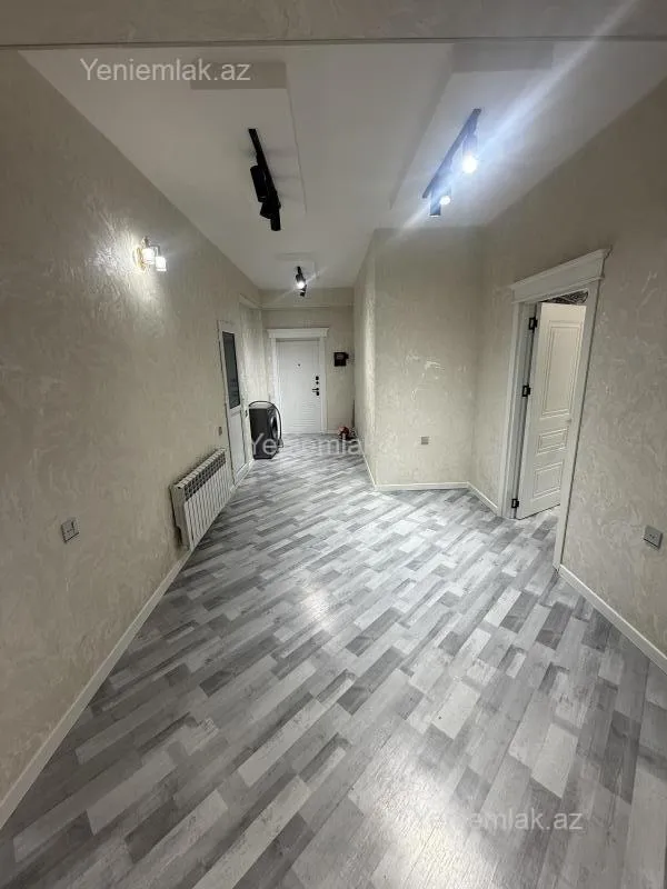 Satılır 4 otaqlı yeni tikili 165 m²