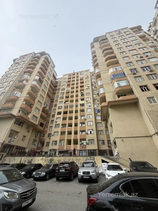Satılır 4 otaqlı yeni tikili 165 m²