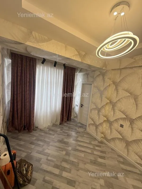 Satılır 4 otaqlı yeni tikili 165 m²