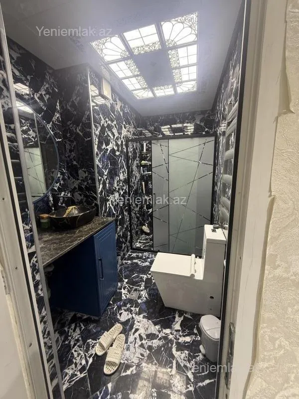 Satılır 4 otaqlı yeni tikili 165 m²