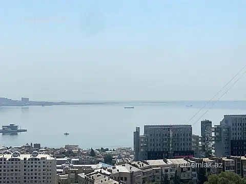 Satılır 4 otaqlı yeni tikili 185 m²