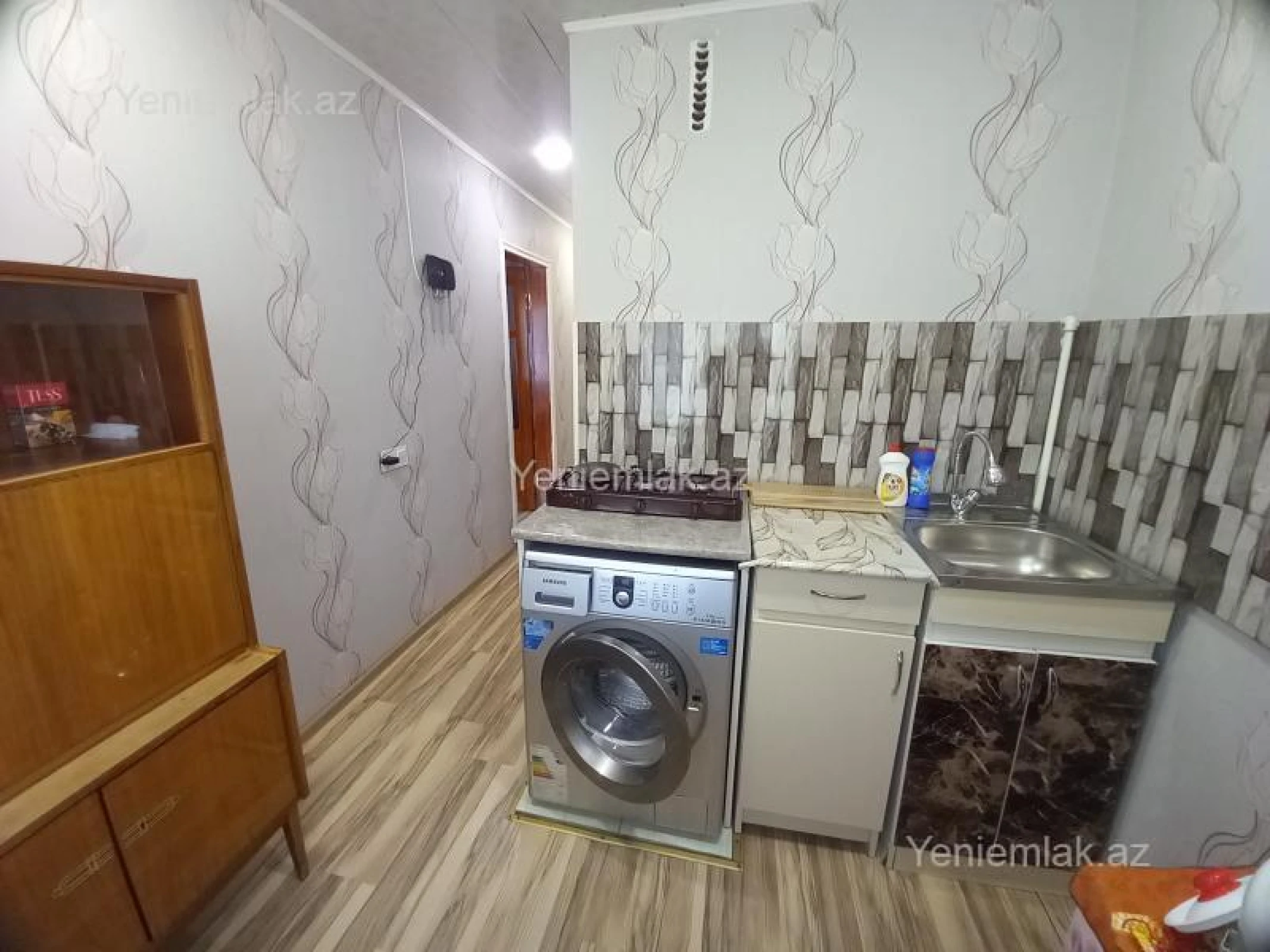 Satılır 1 otaqlı köhnə tikili 34 m²