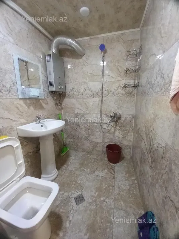 Satılır 1 otaqlı köhnə tikili 34 m²