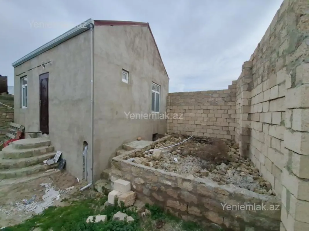 Satılır 2 otaqlı həyət evi 48 m²