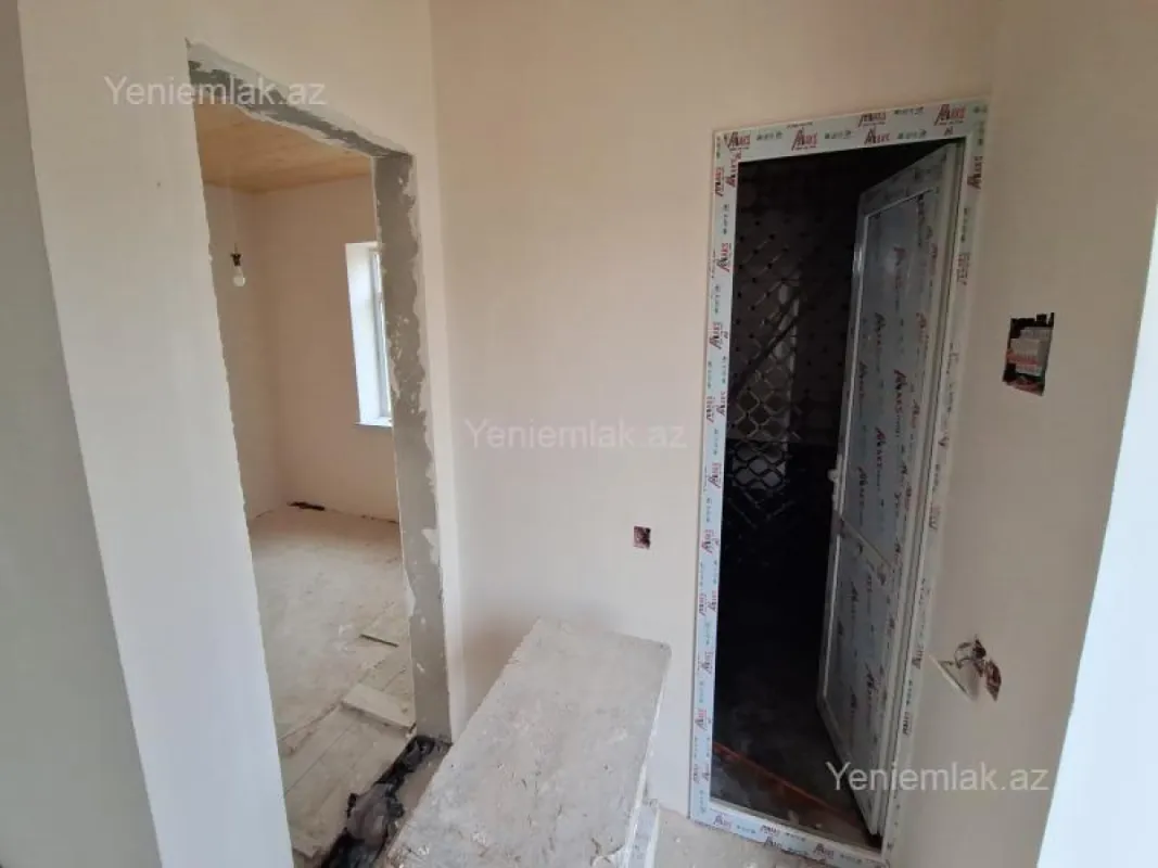 Satılır 2 otaqlı həyət evi 48 m²