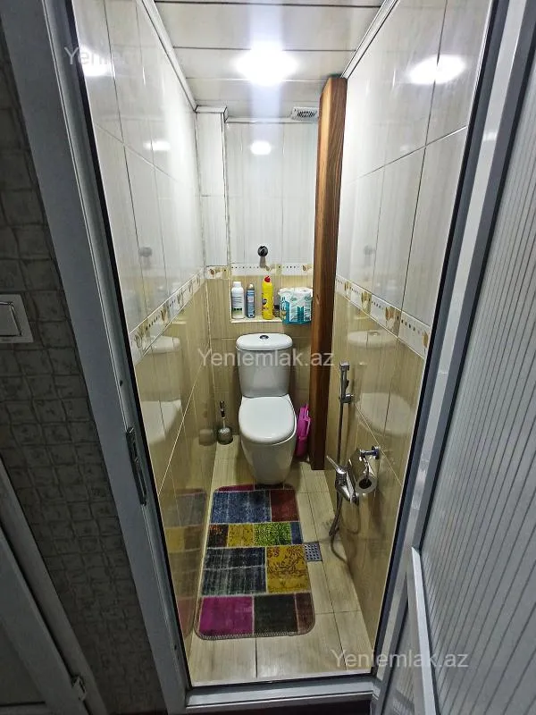 Satılır 2 otaqlı köhnə tikili 70 m²