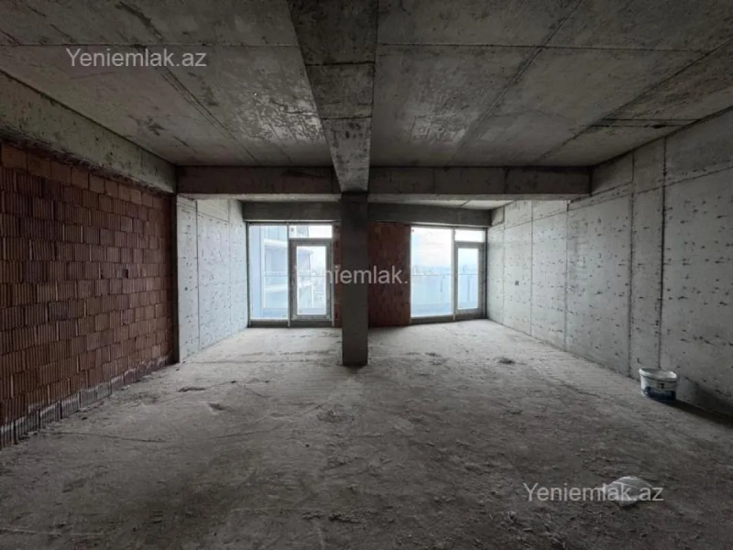 Satılır 2 otaqlı yeni tikili 102 m²