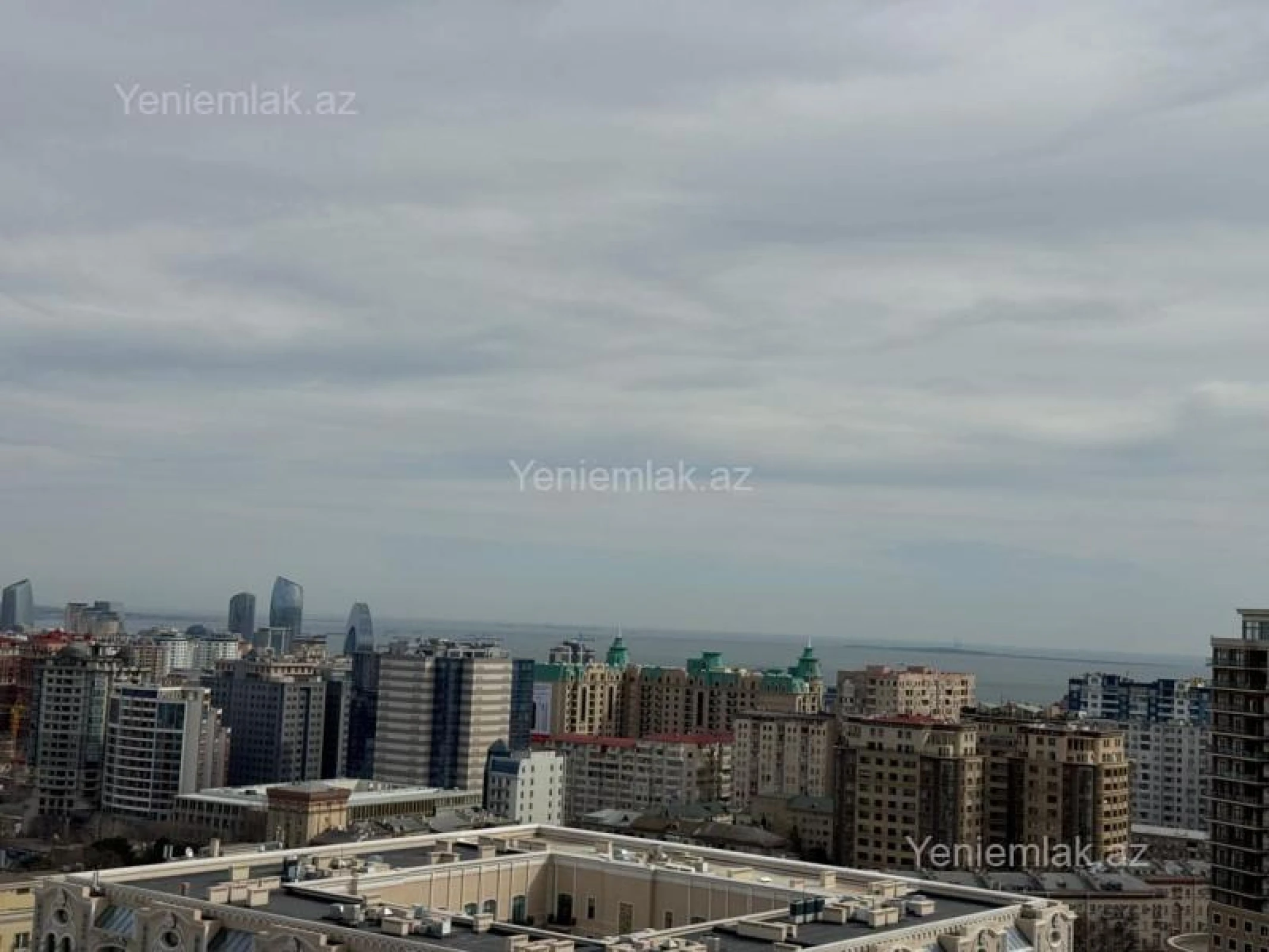 Satılır 2 otaqlı yeni tikili 102 m²