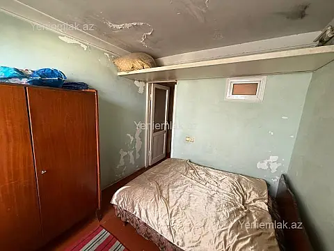 Satılır 2 otaqlı köhnə tikili 43 m²