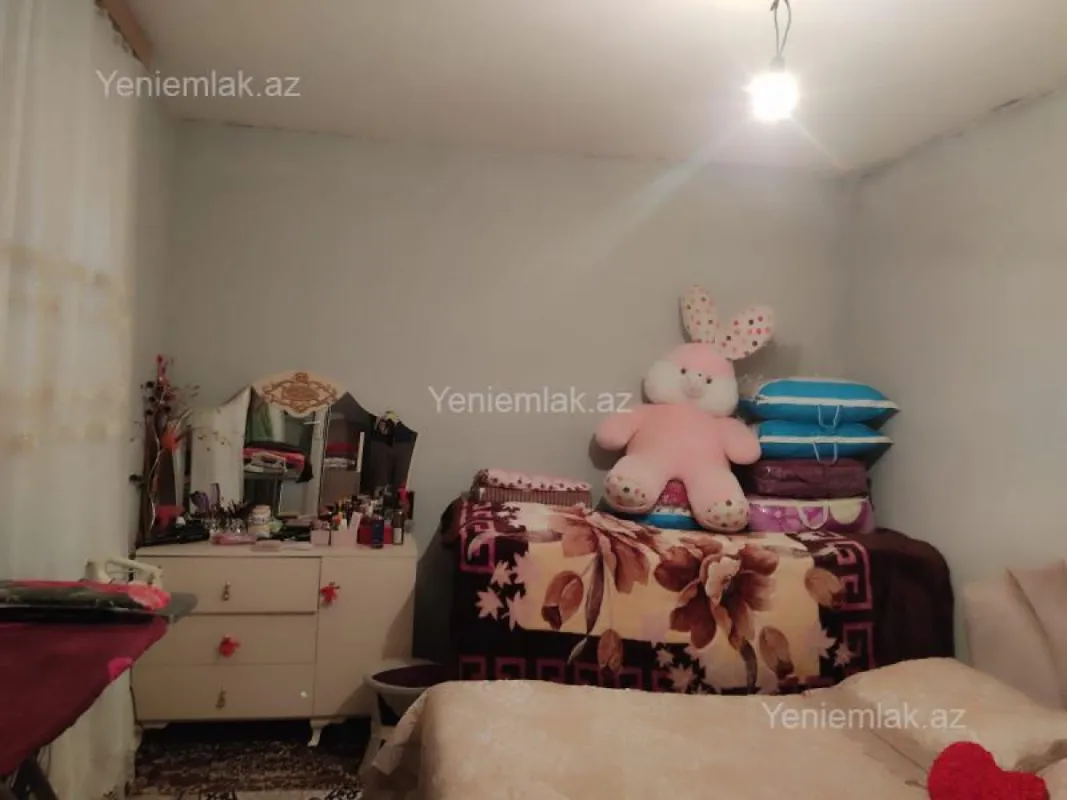 Satılır 2 otaqlı köhnə tikili 43 m²