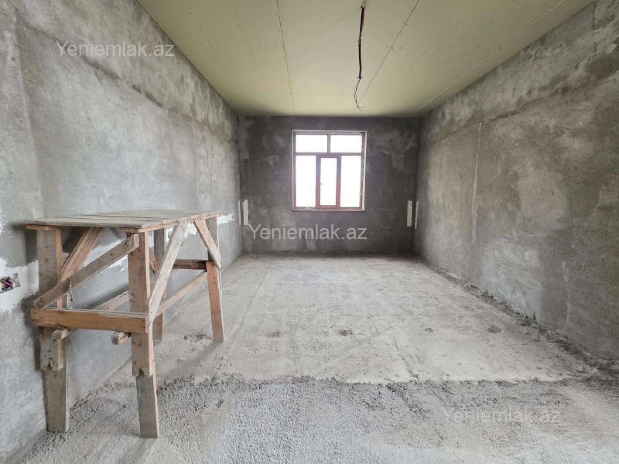 Satılır 8 otaqlı həyət evi 250 m²