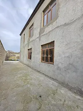 Satılır 8 otaqlı həyət evi 250 m²