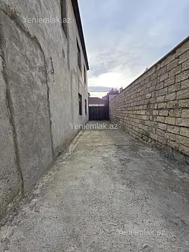 Satılır 8 otaqlı həyət evi 250 m²