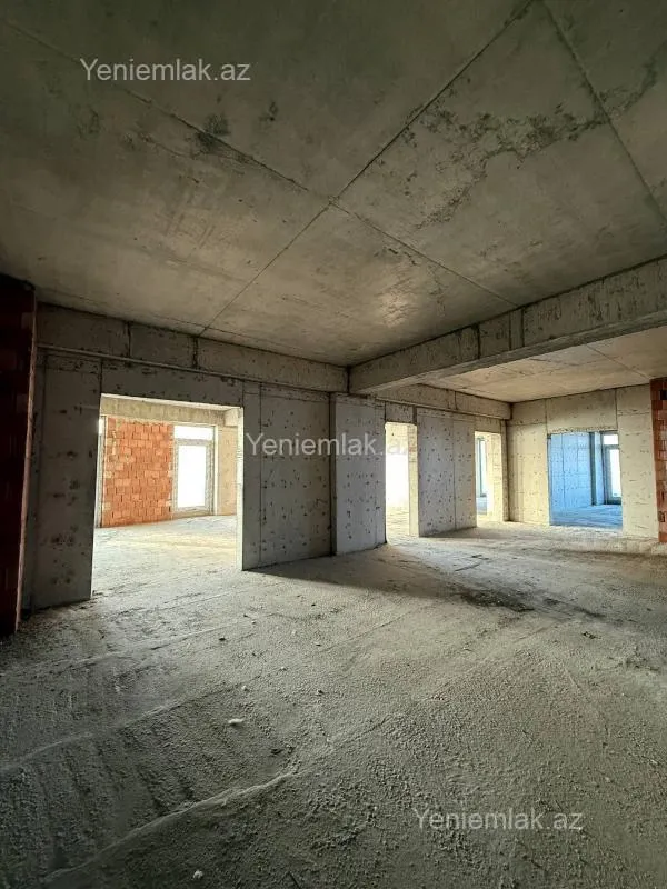 Satılır 4 otaqlı yeni tikili 217 m²