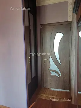 Satılır 2 otaqlı köhnə tikili 55 m²