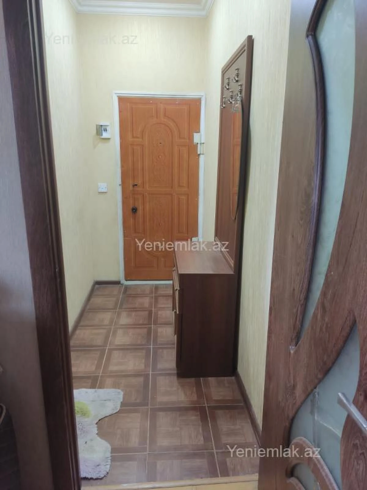 Satılır 2 otaqlı köhnə tikili 55 m²
