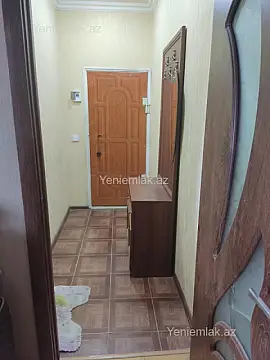 Satılır 2 otaqlı köhnə tikili 55 m²