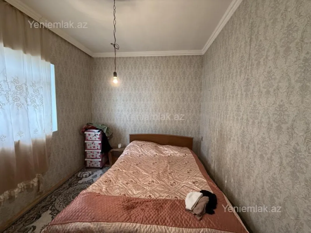 Satılır 3 otaqlı həyət evi 100 m²