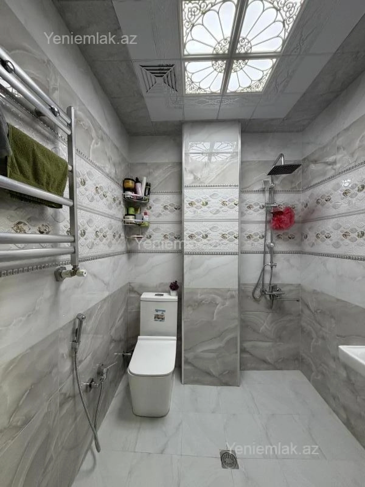 Satılır 2 otaqlı yeni tikili 83 m²