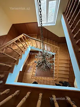 Satılır 15 otaqlı obyekt 600 m²